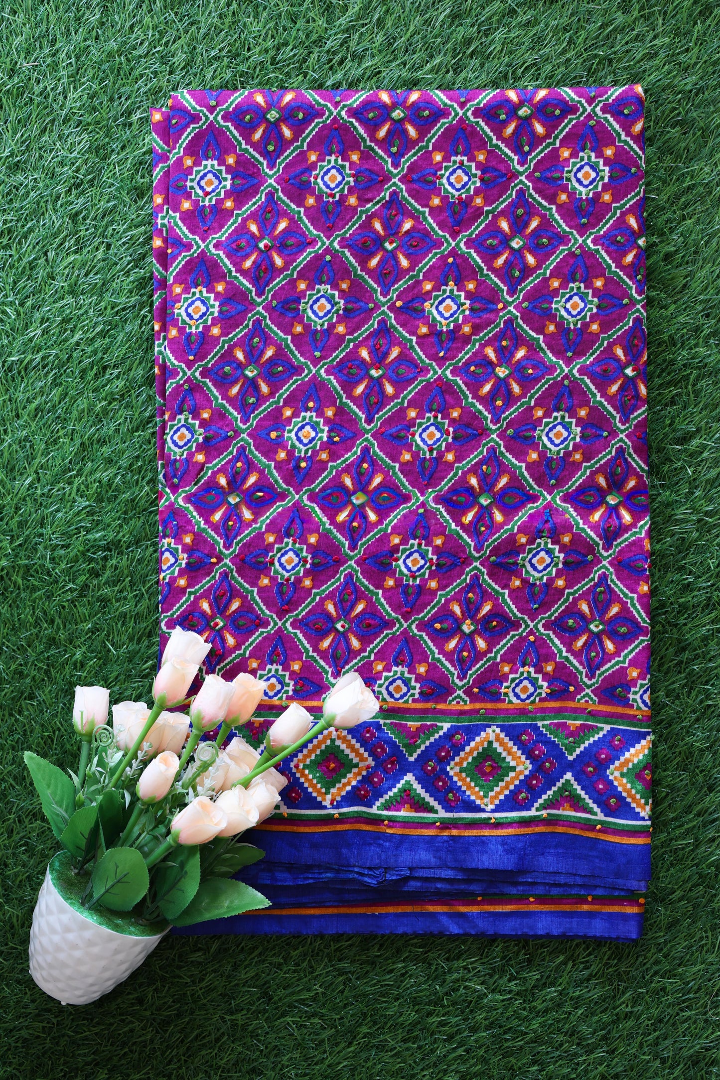 Cotton designer saree french knots Velmayil Silks