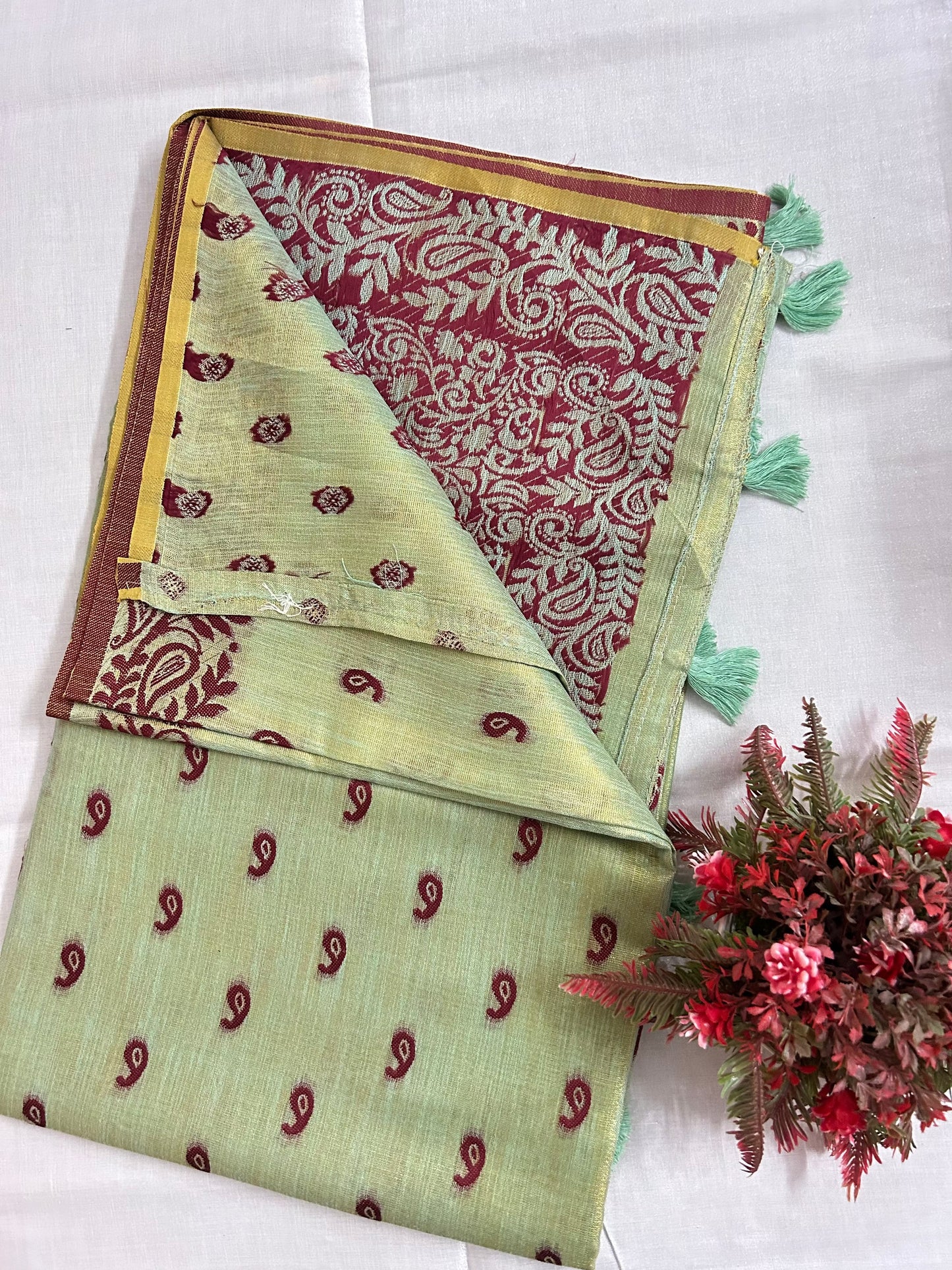 Tissue cotton sarees Velmayil Silks