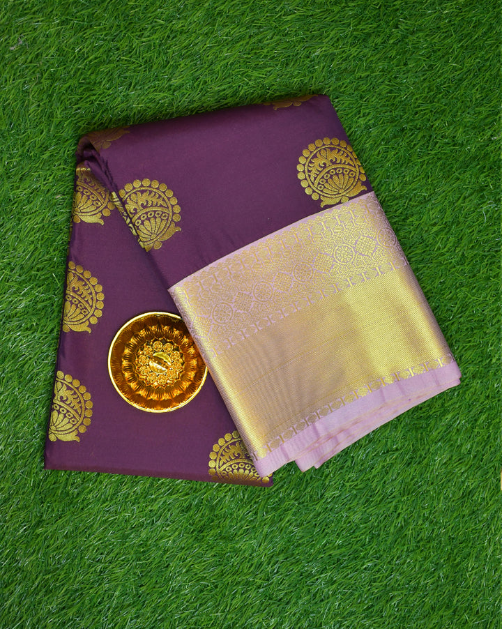 Kanchi semi silk gold zari