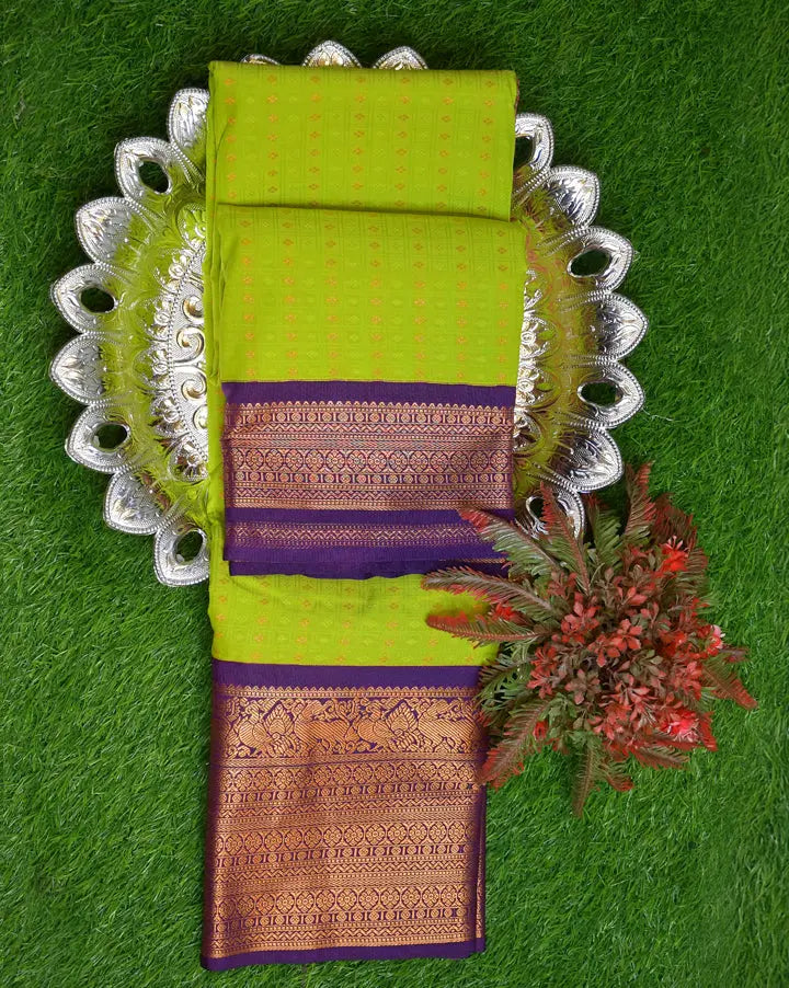 Thousand putta sarees