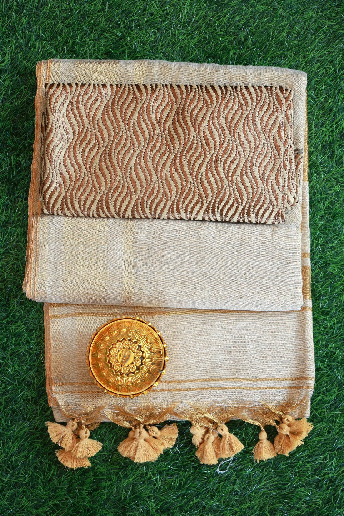 kerala saree Velmayil Silks