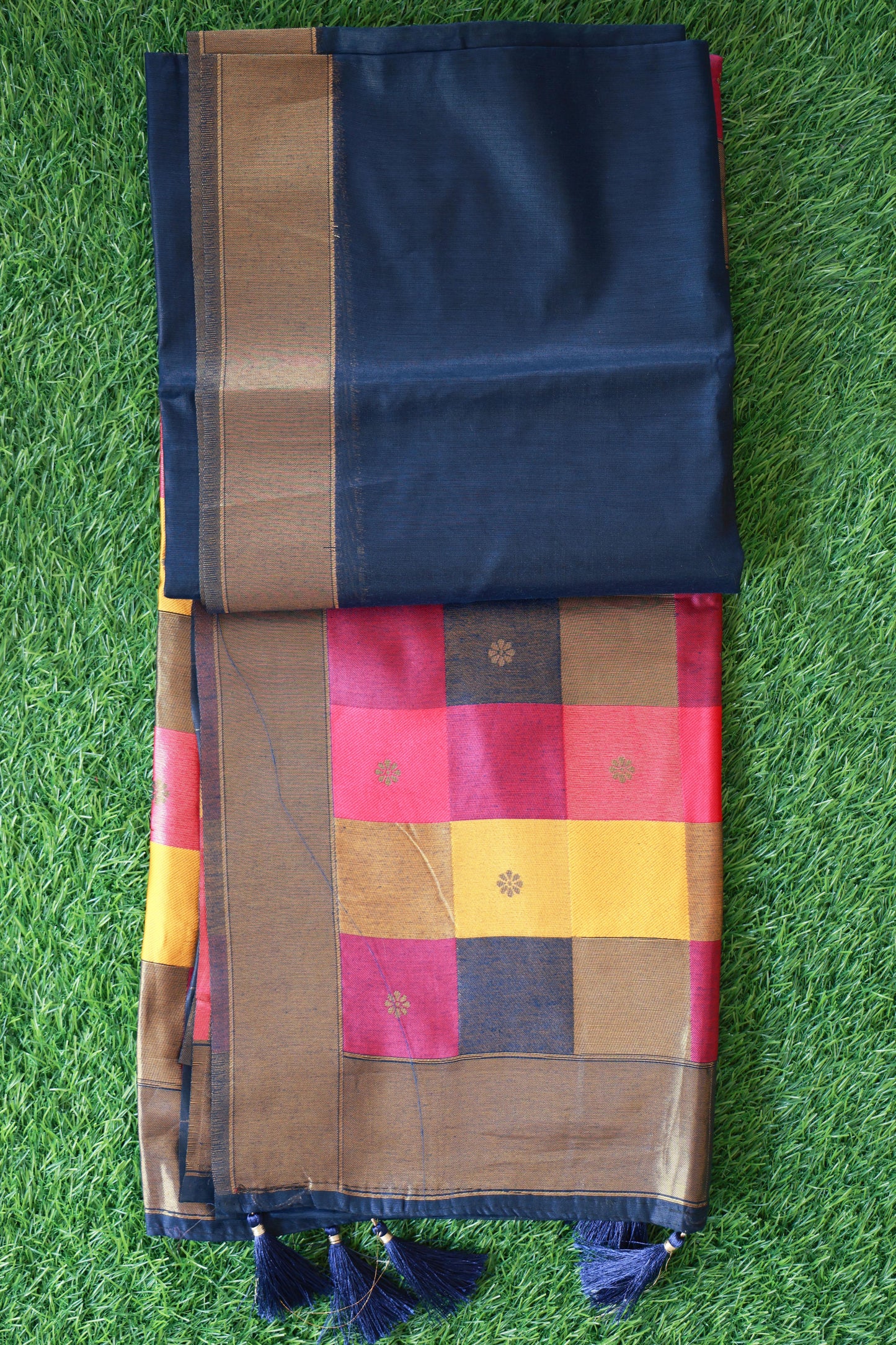 Linen cotton Velmayil Silks