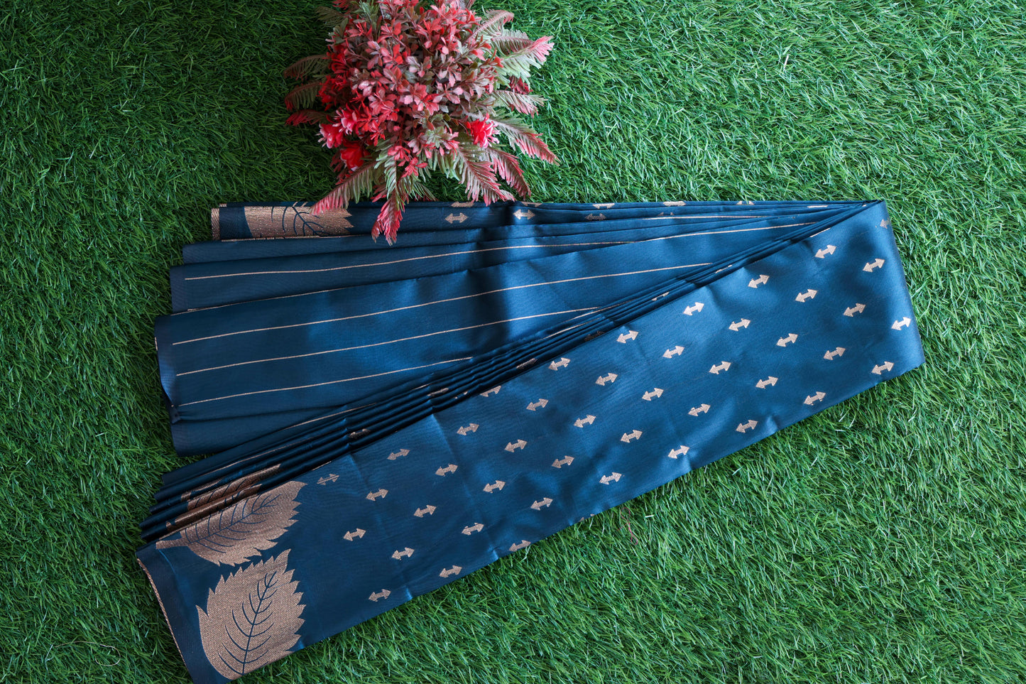 soft silk arrow sarees Velmayil Silks