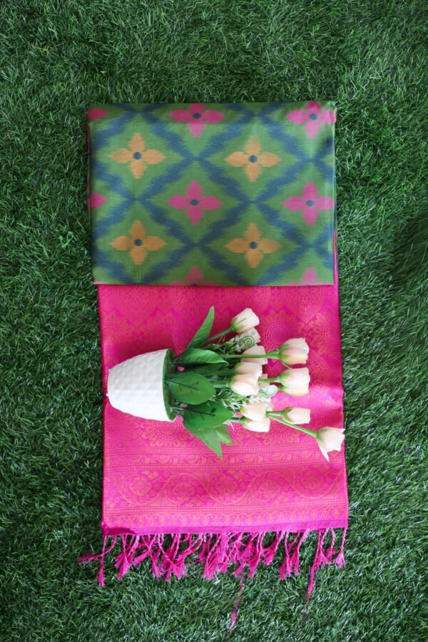 Pochampally  semi soft silk