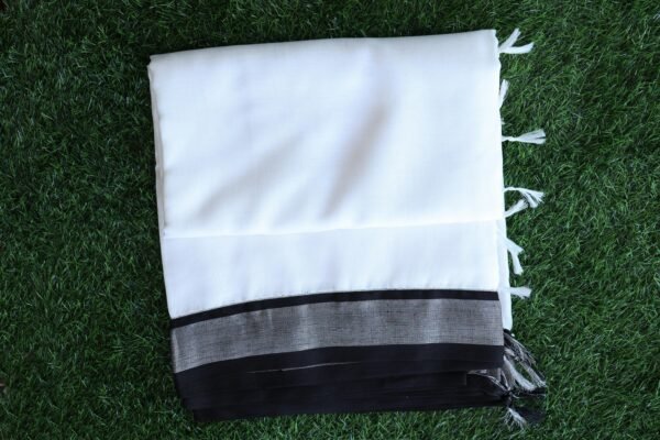 Black and white plain sarees 1