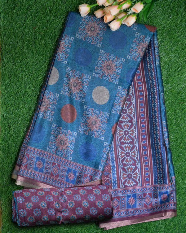 28.jpg Fusion saree
