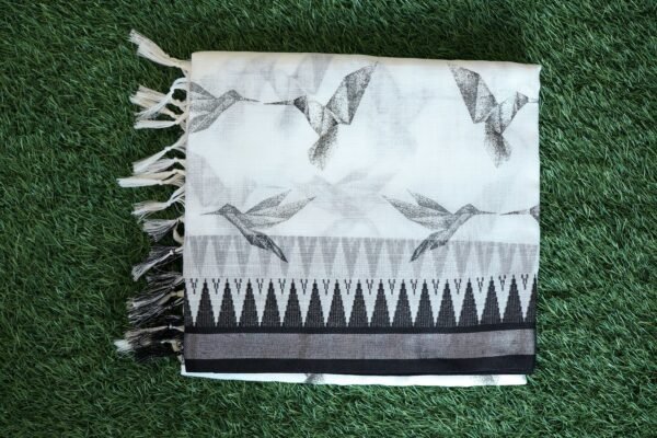 5_4999ed20-47d1-477e-b303-6850b1a0760a.jpg Black and white saree with design 17