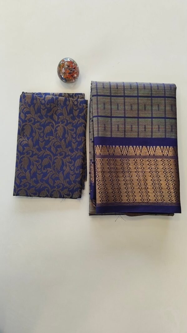 IMG_20250930_152239612_0c669e43-e2ce-4353-9f98-82568aeb4313.jpg Banarasi gulzara semi silk