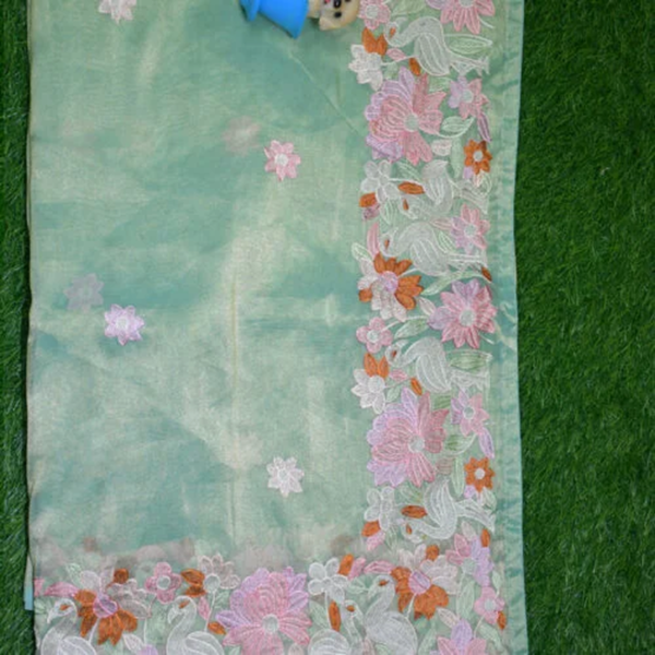 Tissue With Embroidery